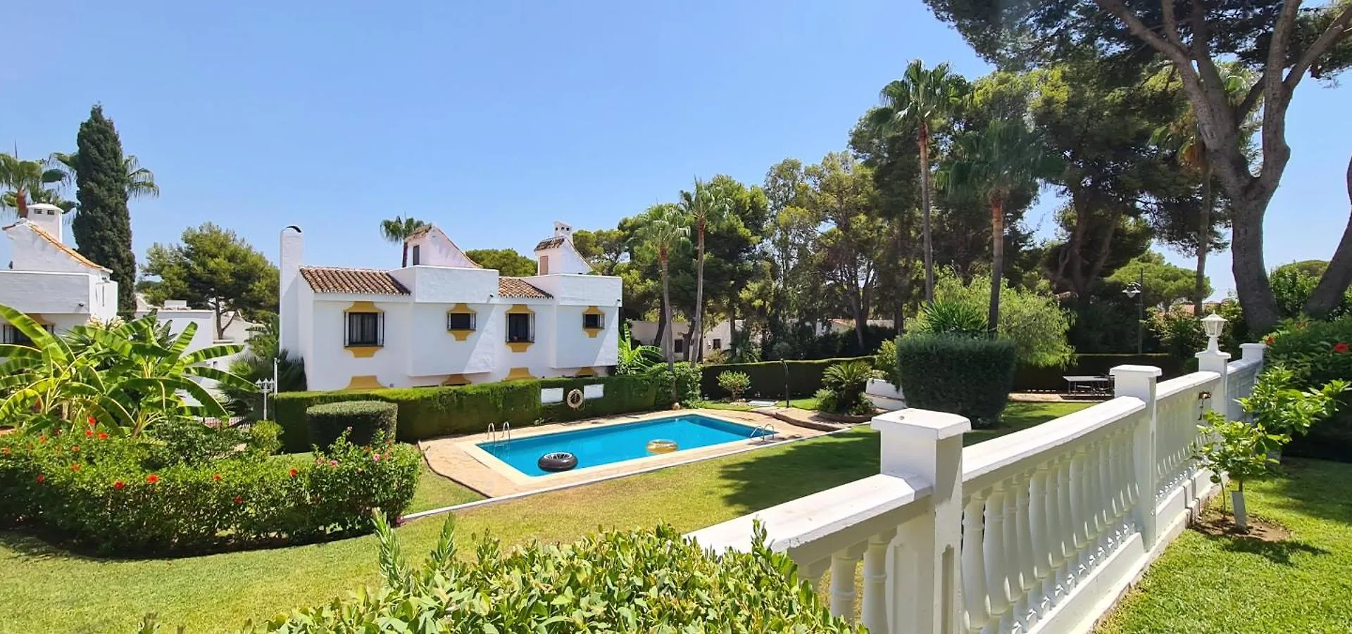 Contatti di Casa La Fuente Nueve - Family Friendly Townhouse With Pool And 3 Bedrooms